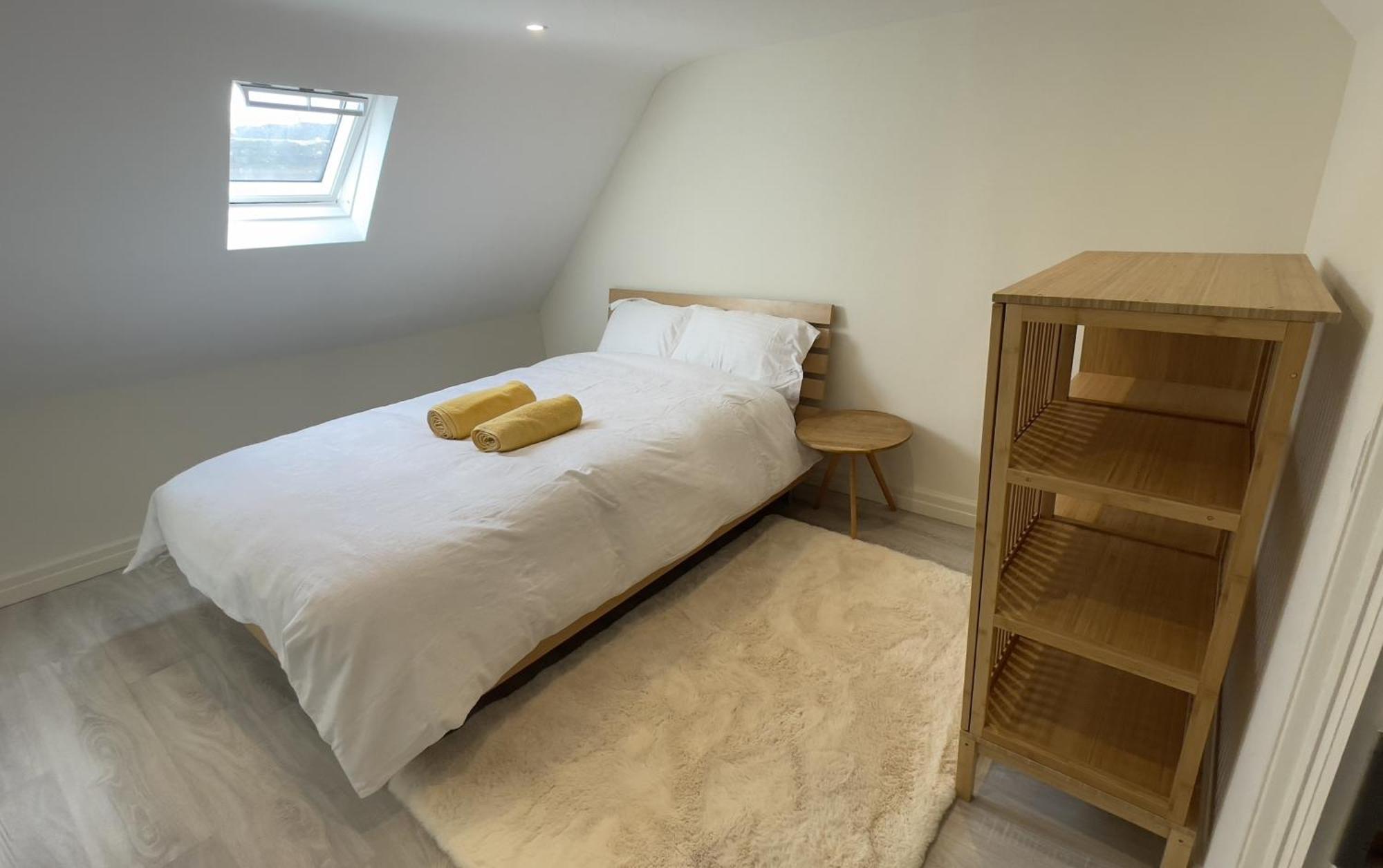 Spire Entire Attic Apartment No Kitchen Dublin Zewnętrze zdjęcie